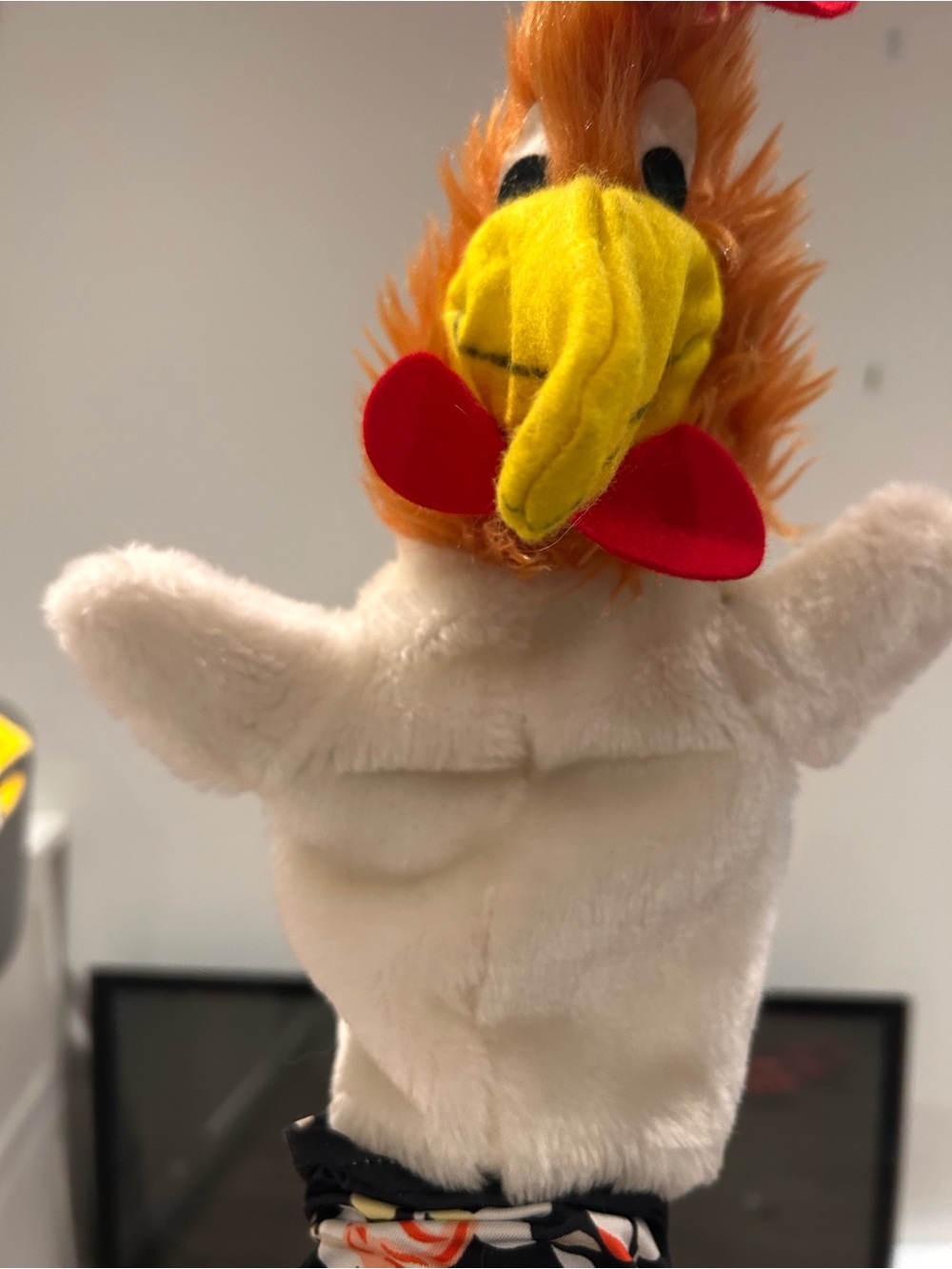 Vintage foghorn leghorn puppet